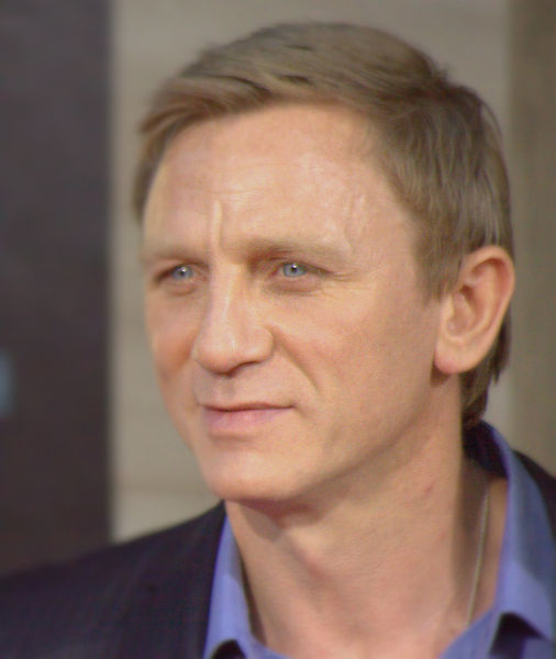 Daniel Craig