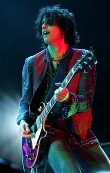 Dean DeLeo