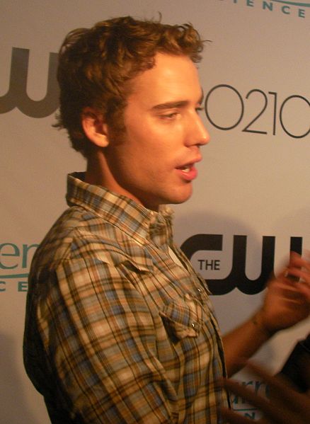 Dustin Milligan