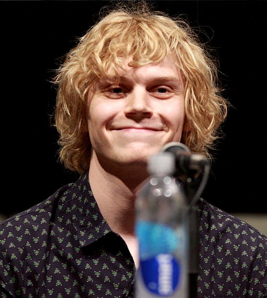 Evan Peters