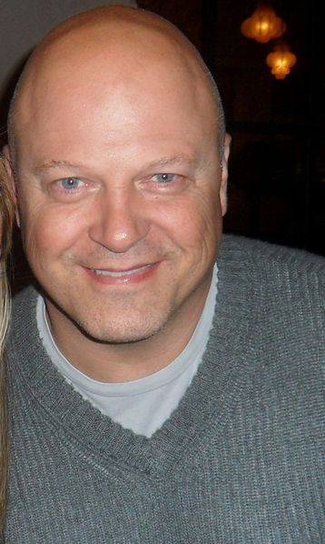 Michael Chiklis