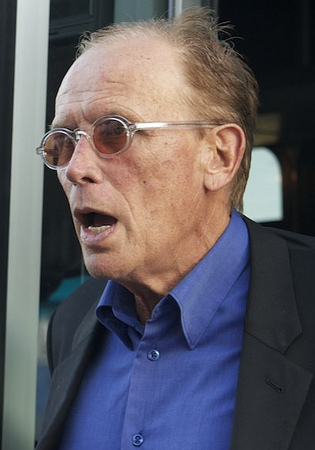 Peter Weller