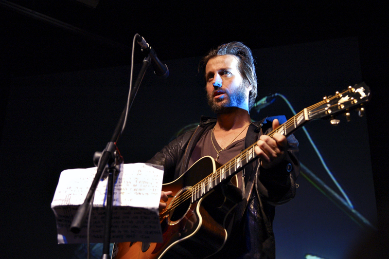 Raine Maida