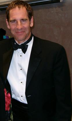 Scott Bakula