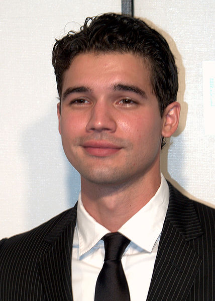 Steven Strait