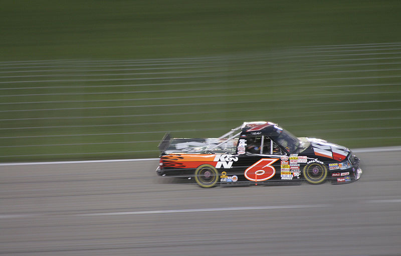 Travis Kvapil