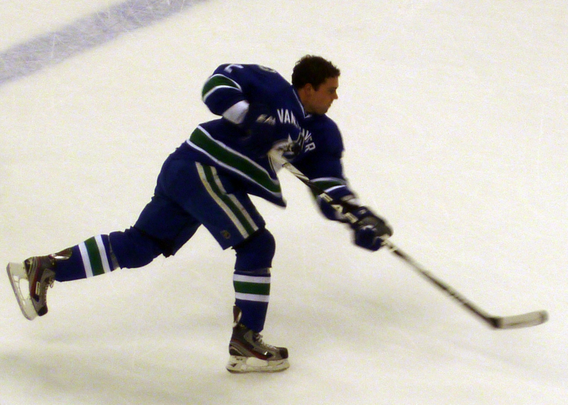 Dan Hamhuis
