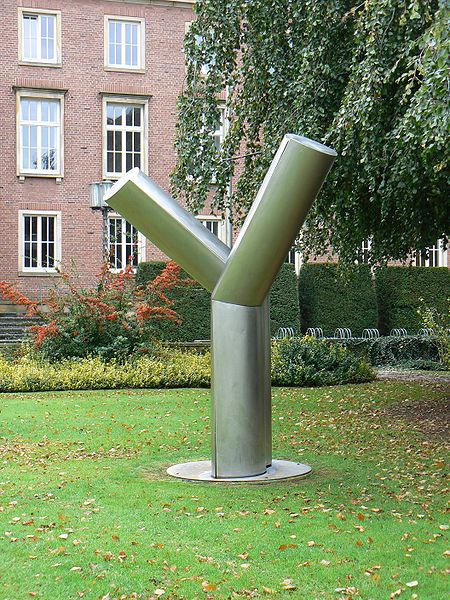 Erich Hauser