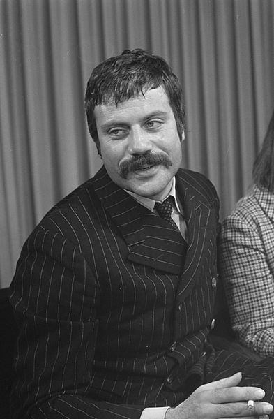 Oliver Reed