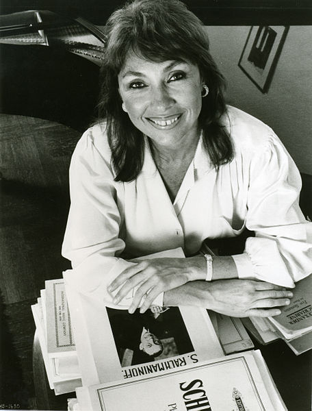 Ruth Laredo